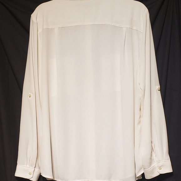 Loft 100% polyester button down blouse. - Picture 3 of 9